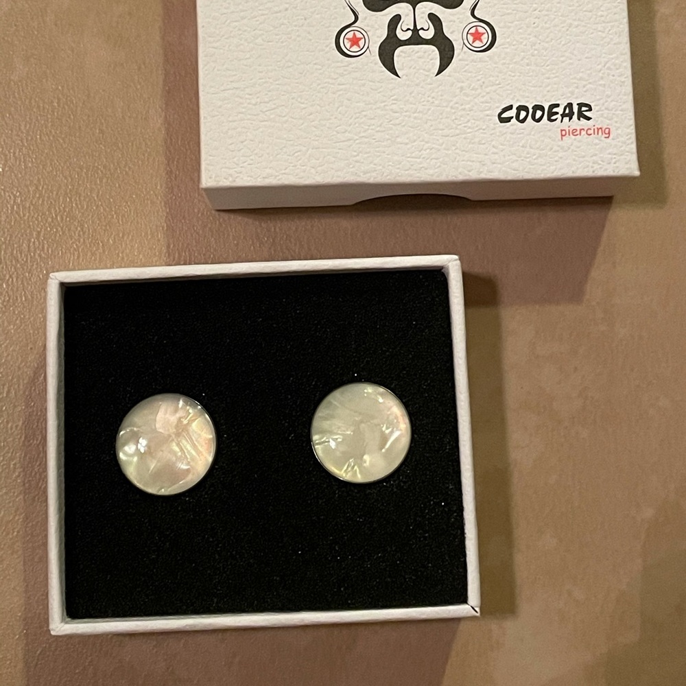 1/2” White Pearl Gauges